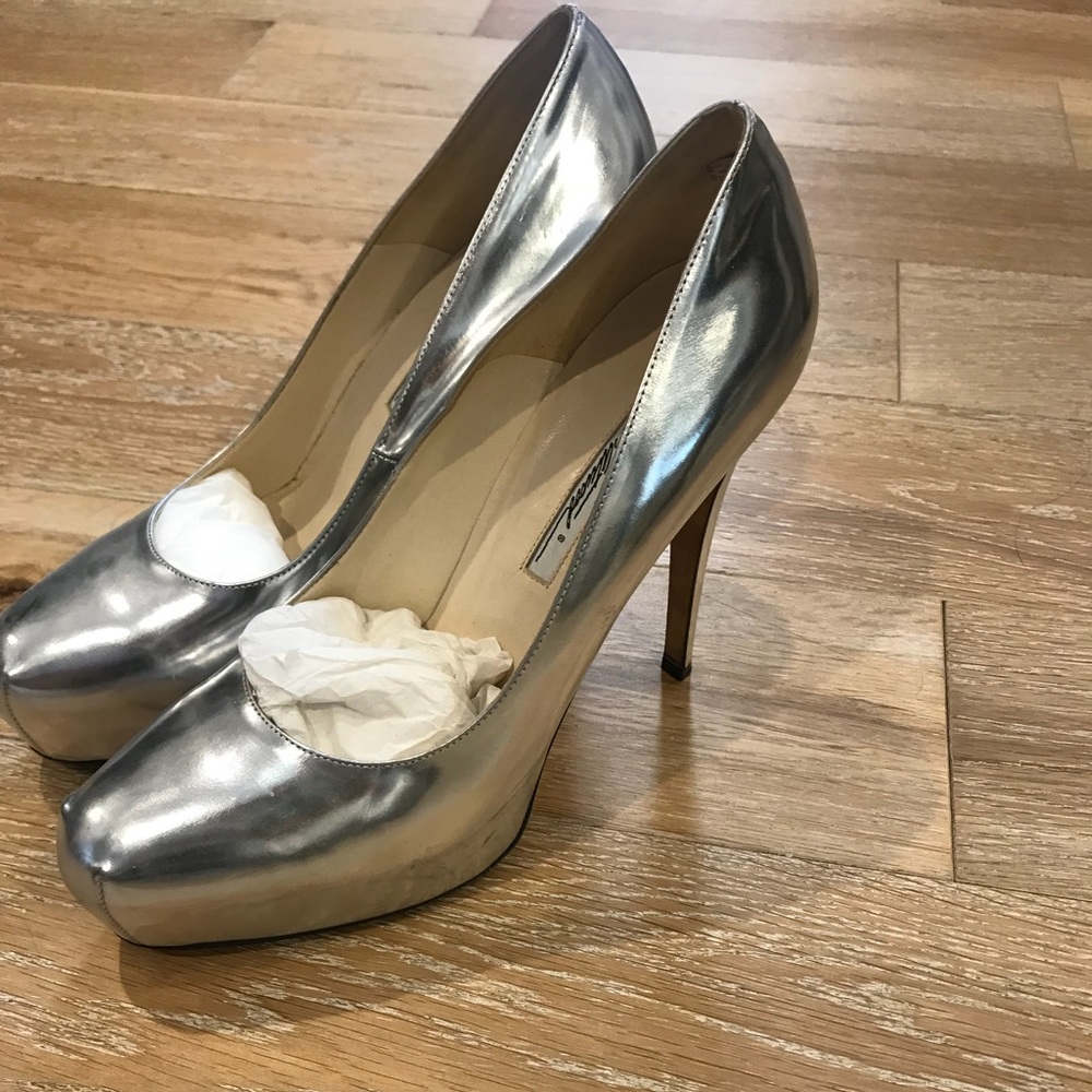 Brian Atwood silver pumps - Picture 2 of 5